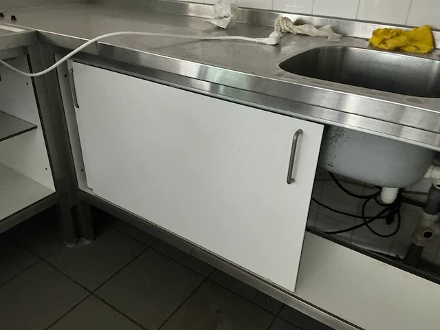 Rvs keuken werktafel (7,40 mtr) - afbeelding 8 van  17