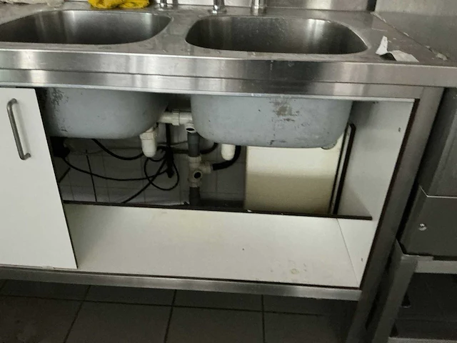 Rvs keuken werktafel (7,40 mtr) - afbeelding 9 van  17