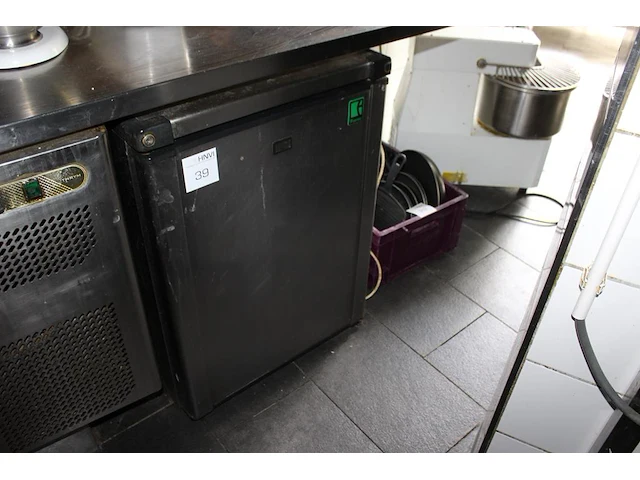 Rvs koeling framec met afmeting 60 x 70 x 84 cm. - afbeelding 1 van  2