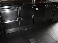 Rvs koelmeubel met deur en 4 laden. afmeting 180 x 70 x 87 cm. - afbeelding 1 van  2