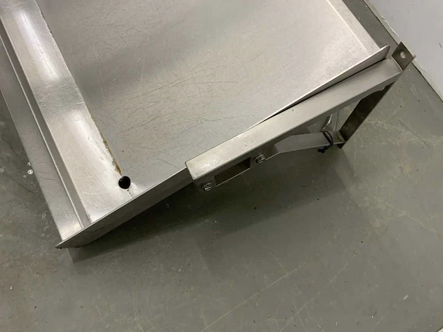 Rvs korvenrek - afbeelding 4 van  4
