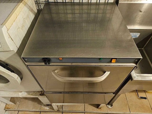 Rvs korvenvaatwasmachine - afbeelding 2 van  7