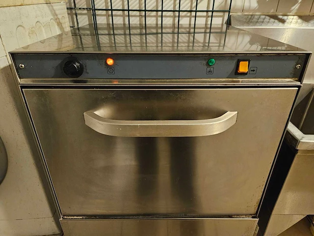 Rvs korvenvaatwasmachine - afbeelding 7 van  7