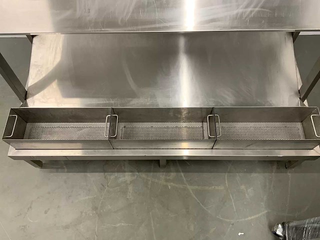 Rvs kratten presentatierek - afbeelding 8 van  19