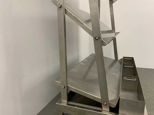 Rvs kratten presentatierek - afbeelding 18 van  19