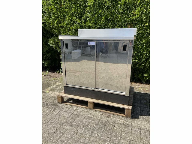 Rvs meubel - afbeelding 3 van  5