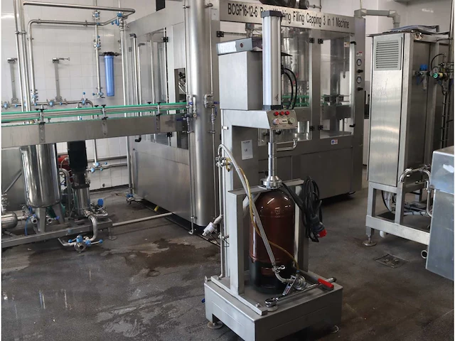 Rvs pneumatische fustenvuller (c) - afbeelding 1 van  7