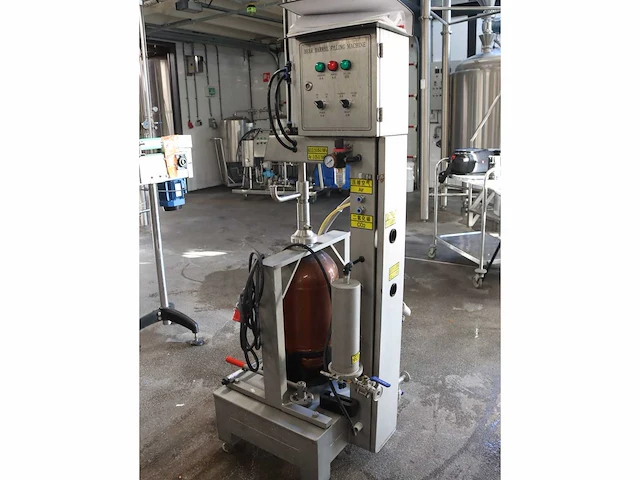 Rvs pneumatische fustenvuller (c) - afbeelding 4 van  7