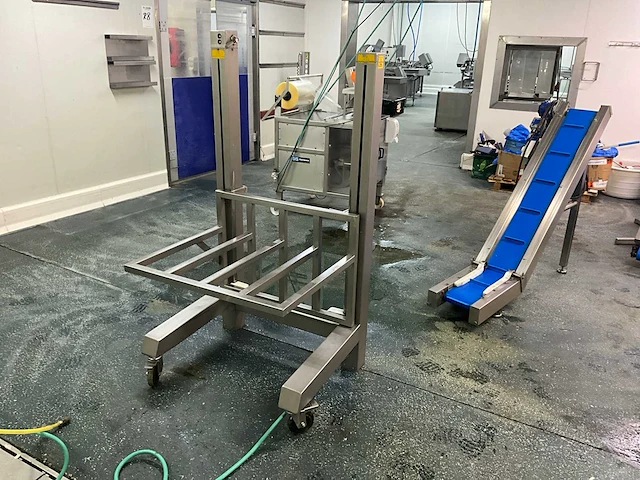 Rvs pneumatische tonnenlift - afbeelding 1 van  5