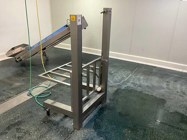 Rvs pneumatische tonnenlift - afbeelding 4 van  5