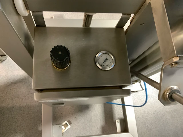 Rvs pneumatische vulmachine - afbeelding 21 van  23