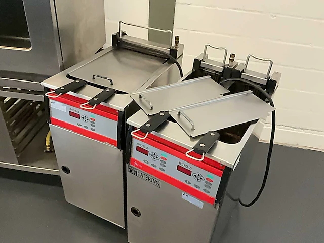 Rvs rational combisteamer, friteuse, au bain marie (4x) - afbeelding 10 van  16