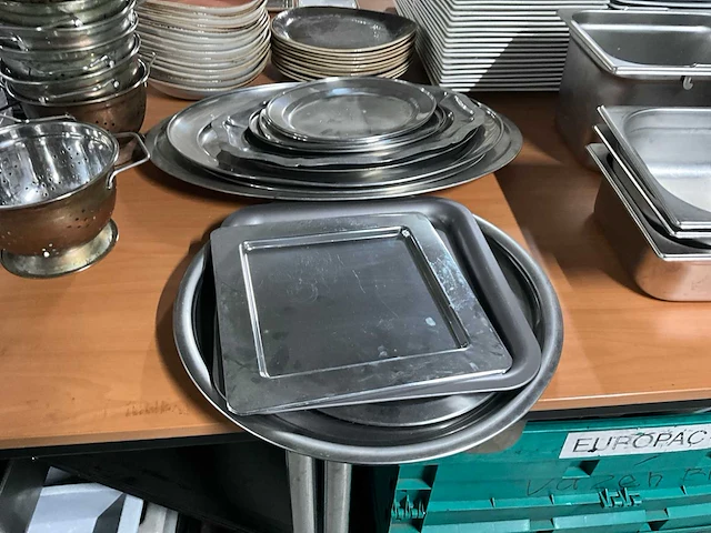 Rvs serveerschalen (14x) - afbeelding 1 van  5