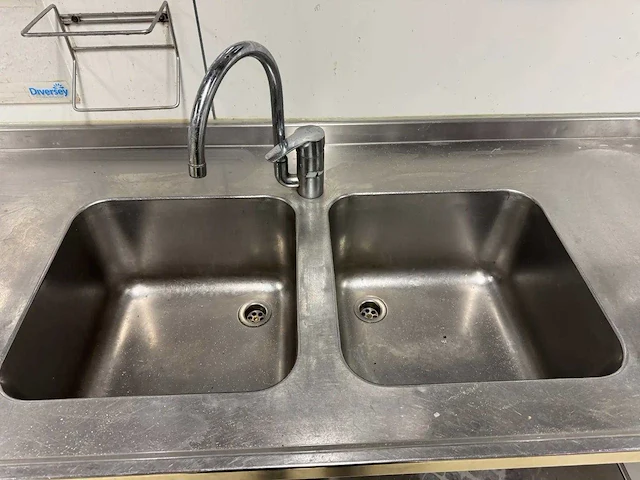 Rvs spoel- en werktafel - afbeelding 4 van  6