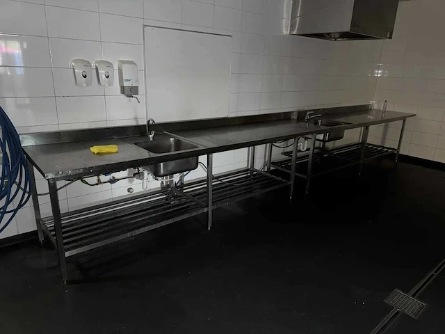 Rvs spoeltafel - afbeelding 2 van  8