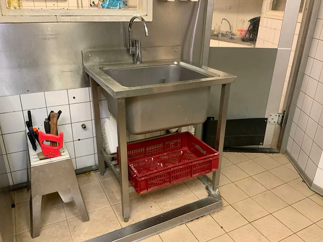 Rvs spoeltafel - afbeelding 1 van  4