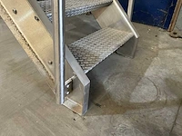 Rvs trap - afbeelding 5 van  5