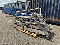 Rvs trap - afbeelding 3 van  6