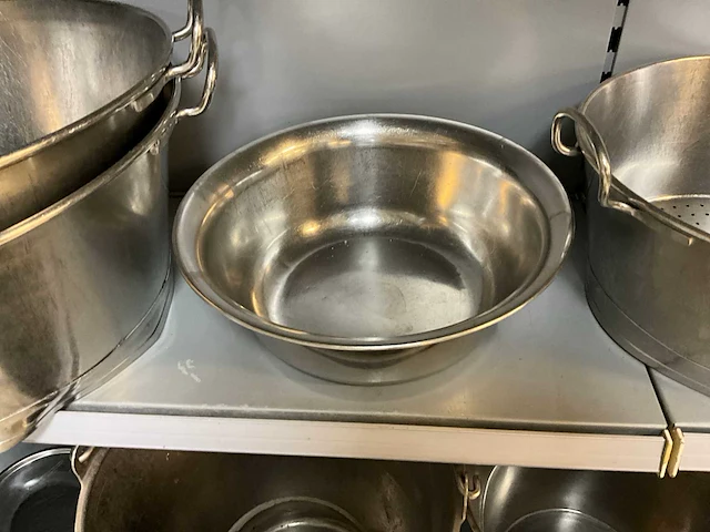 Rvs vergieten en emmers (9x) - afbeelding 4 van  7