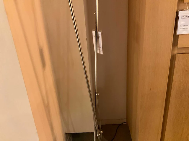 Rvs vloerlamp - afbeelding 3 van  3