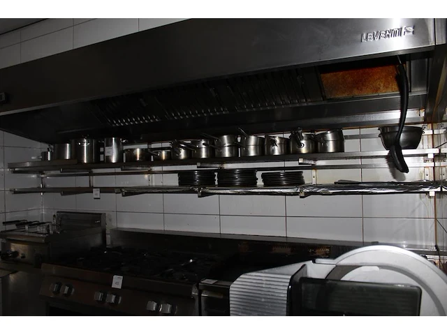 Rvs wandrek met 2 etages. afmeting 341 x 38 cm. - afbeelding 2 van  3