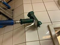 Rvs waterslanghaspel met muurbeugel - afbeelding 2 van  4