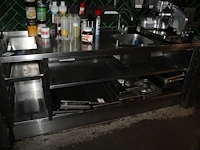 Rvs werkmeubel met spoelbak en mengkraan. afmeting 220 x 70 x 94 cm - afbeelding 2 van  2