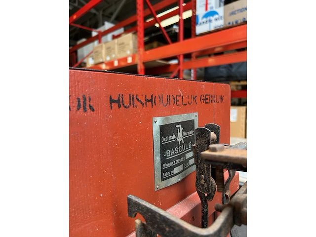 Rvs werktafel met antieke weegschaal - afbeelding 5 van  7
