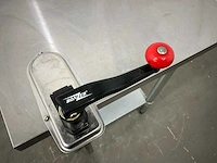 Rvs werktafel met blikopener - afbeelding 4 van  4