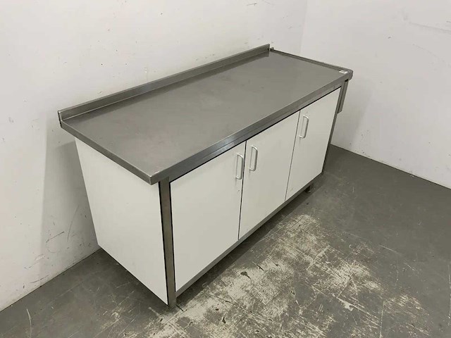 Rvs werktafel met gesloten onderbouw - afbeelding 4 van  8