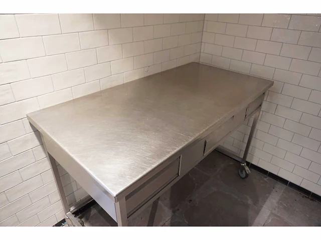 Rvs werktafel met lades - afbeelding 2 van  5