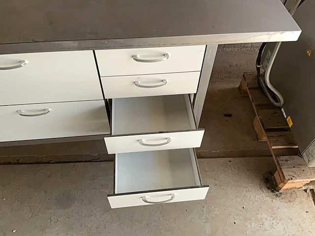 Rvs werktafel met lade’s - afbeelding 4 van  7