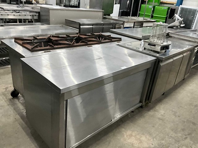 Rvs werktafel met onderkast - afbeelding 2 van  5