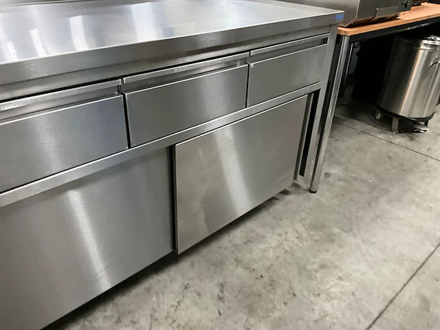 Rvs werktafel met onderkast - afbeelding 5 van  6