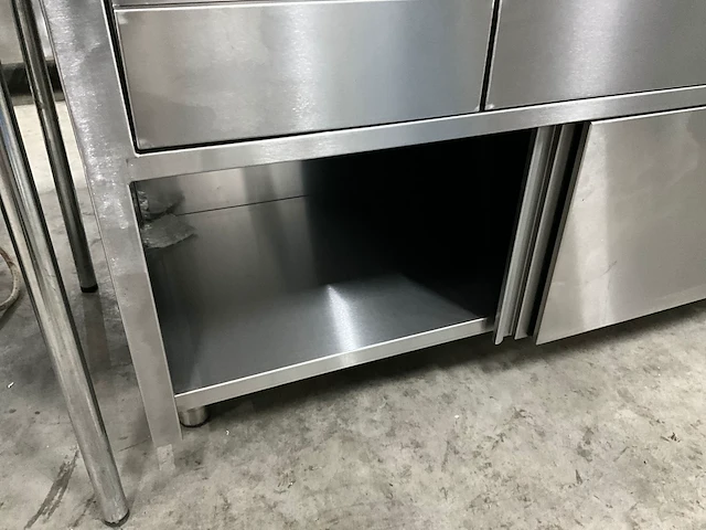 Rvs werktafel met onderkast - afbeelding 6 van  6