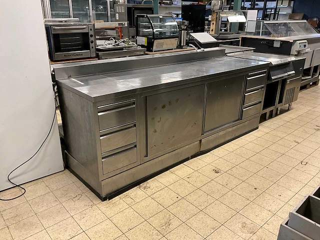 Rvs werktafel met onderkast - afbeelding 1 van  9