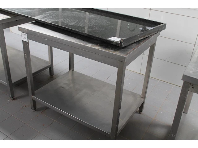 Rvs werktafel met onderplateau. afmeting 100 x 70 x 91 cm. - afbeelding 1 van  1