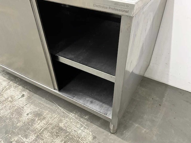 Rvs werktafel met schuifdeuren - afbeelding 5 van  6
