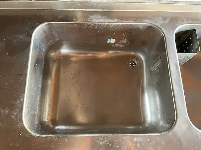 Rvs werktafel met spoelbakken - afbeelding 7 van  8