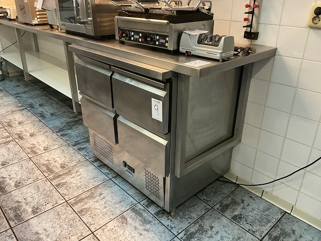 Rvs werktafel - afbeelding 3 van  6