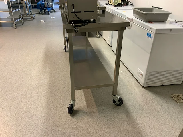 Rvs werktafel - afbeelding 5 van  7