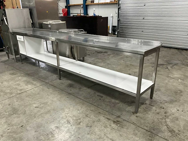 Rvs werktafel - afbeelding 1 van  9