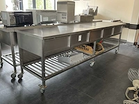 Rvs werktafel - afbeelding 1 van  4