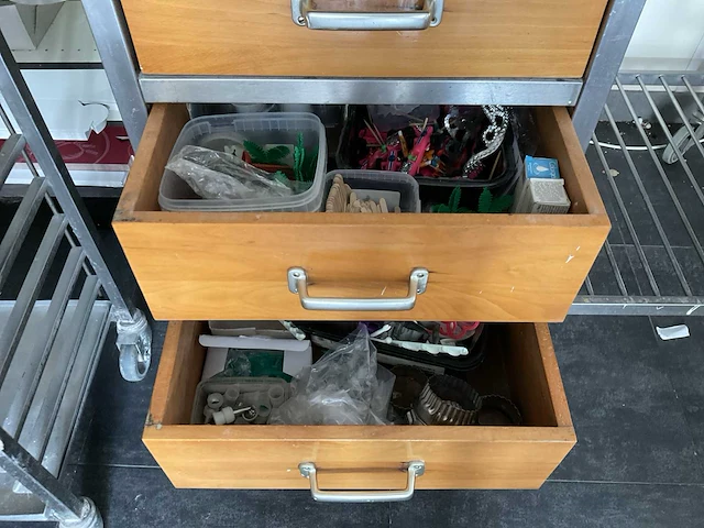 Rvs werktafel - afbeelding 4 van  6