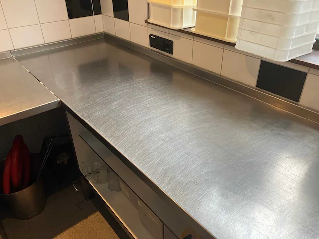 Rvs werktafel - afbeelding 2 van  4