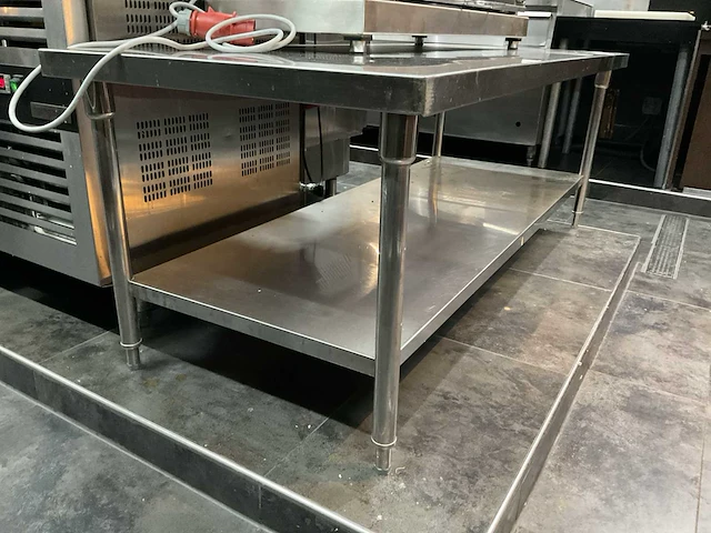 Rvs werktafel - afbeelding 2 van  2