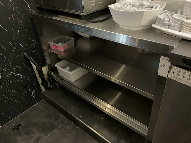Rvs werktafel - afbeelding 1 van  3