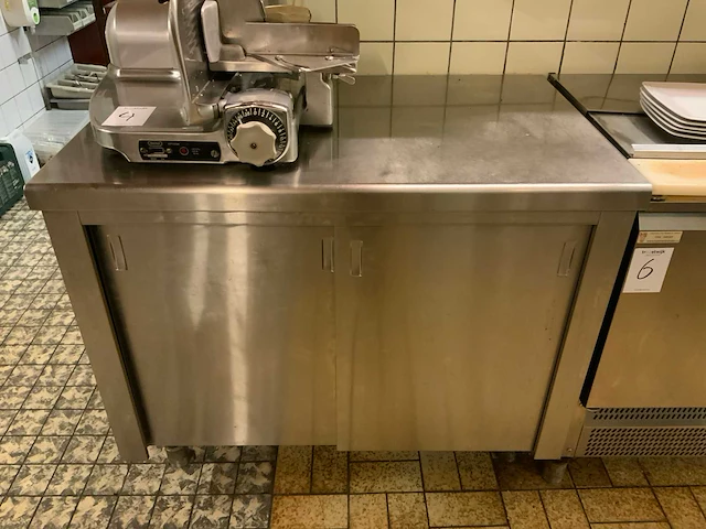 Rvs werktafel - afbeelding 1 van  4