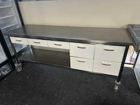 Rvs werktafel - afbeelding 1 van  7