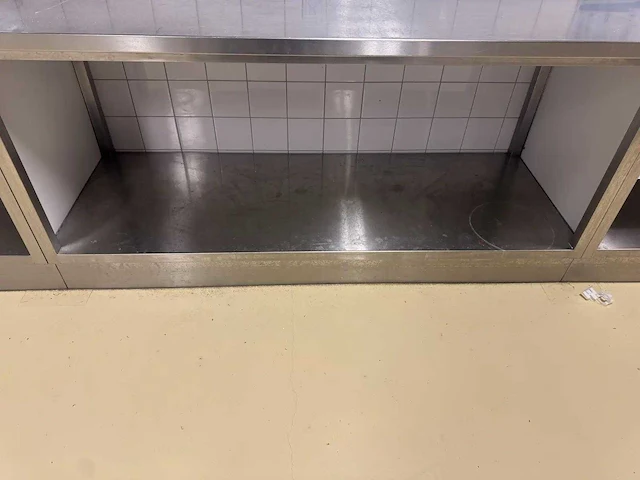 Rvs werktafel - afbeelding 4 van  4
